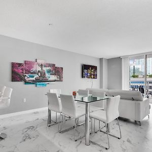 One-Bedroom King Suite